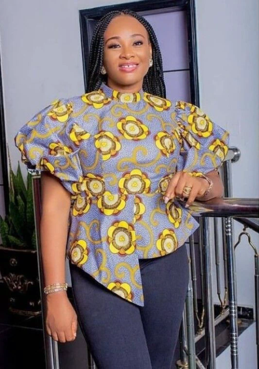 Smart Ankara Styles For Business Women And Working Class Mothers (3)