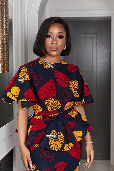 Smart Ankara Styles For Business Women And Working Class Mothers (6)