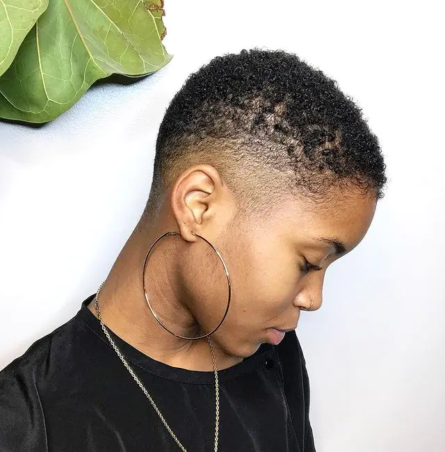 Fade for naturally coiled hair 