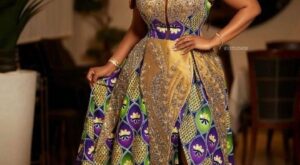 Lovely Ankara Outfits For Women Who Want To Improve Their Sense Of Style.